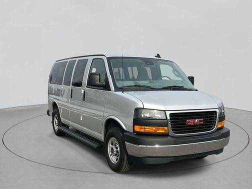2025 GMC Savana 2500 RWD 2500 Regular Wheelbase LT