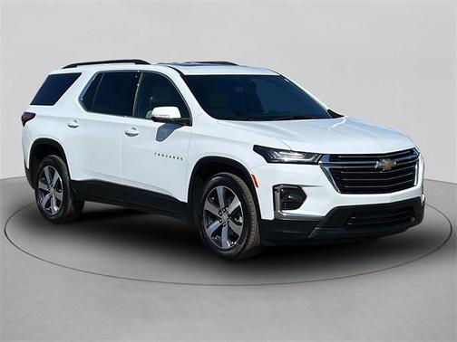 2022 Chevrolet Traverse LT Leather