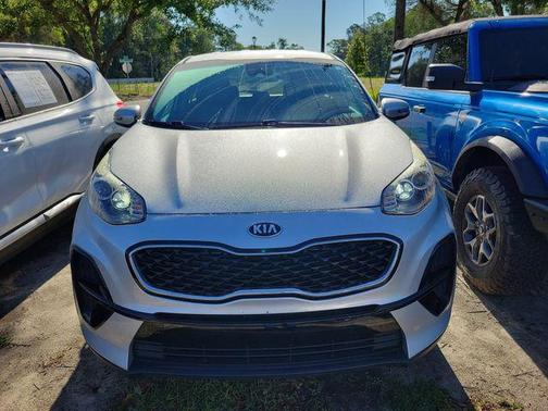 Sparkling Silver 2020 Kia Sportage LX