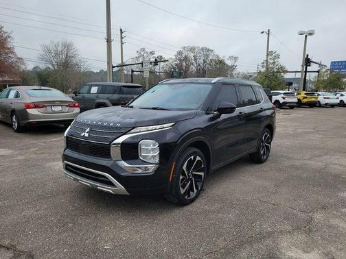 2022 Mitsubishi Outlander SEL Special Edition 2WD