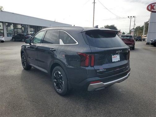 2025 Kia Sorento S