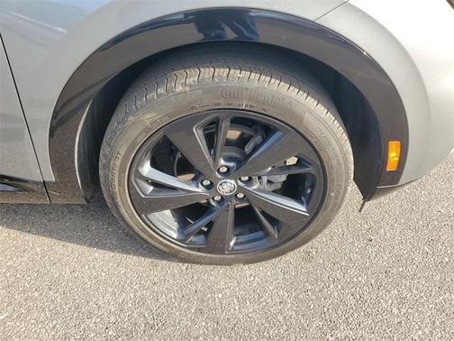 2023 Buick Envision Essence FWD