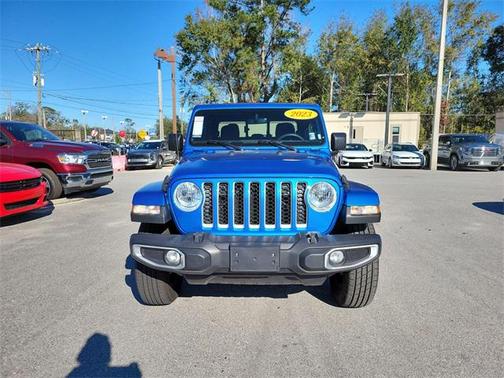 2023 Jeep Gladiator Overland