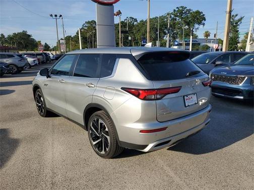 2023 Mitsubishi Outlander PHEV SE S-AWC