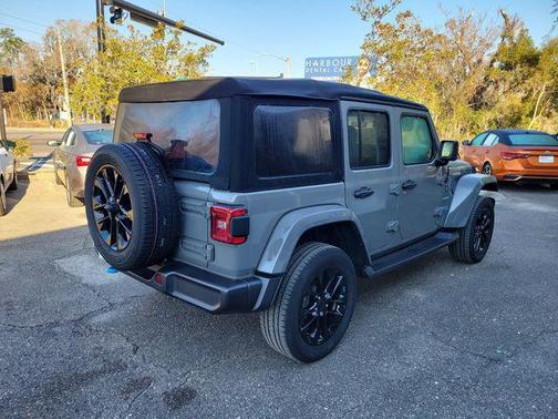 2022 Jeep Wrangler Unlimited 4xe Sahara