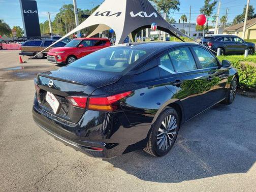 Super Black 2026 Nissan Altima 2.5 SV