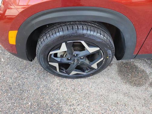 Mars Orange 2025 Kia Seltos S