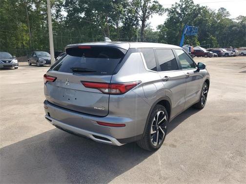 2023 Mitsubishi Outlander PHEV SE S-AWC