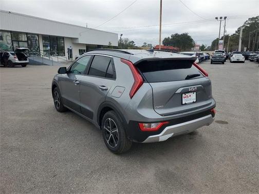 2025 Kia Niro LX