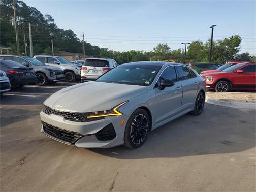 2022 Kia K5 GT-Line