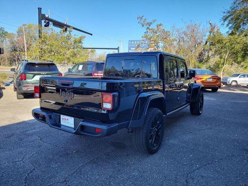 2025 Jeep Gladiator Nighthawk