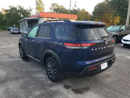 2024 Nissan Pathfinder SV FWD
