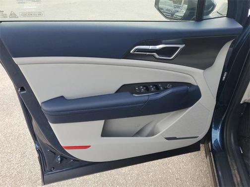 2025 Kia Sportage Hybrid EX