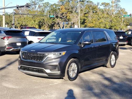 2023 Kia Carnival LX