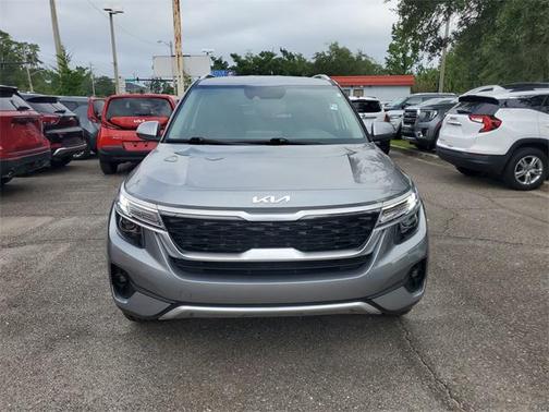 2023 Kia Seltos S