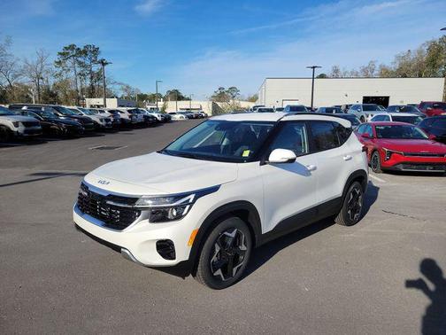 Snow White Pearl 2026 Kia Seltos S