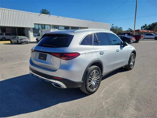 2024 Mercedes-Benz GLC 300 4MATIC