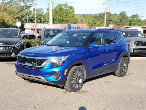 2023 Kia Seltos S