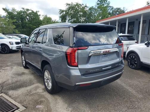 2022 GMC Yukon SLT