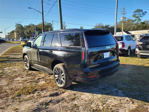 2024 Cadillac Escalade Sport