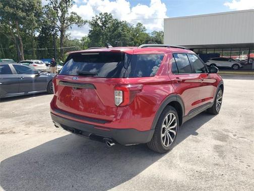 2023 Ford Explorer ST-Line