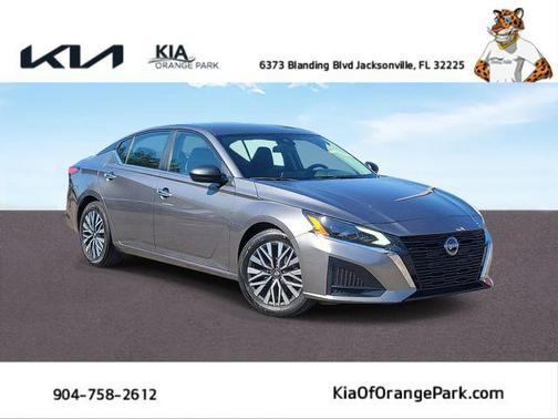 Gun Metallic 2024 Nissan Altima 2.5 SV