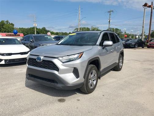 2024 Toyota RAV4 Hybrid XLE