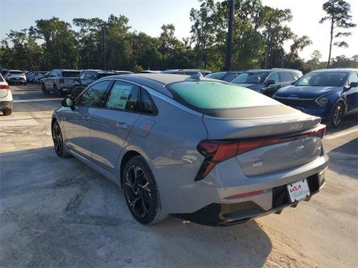 2026 Kia K5 GT-Line