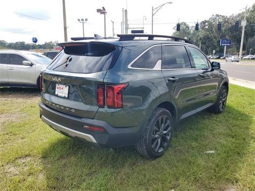 2022 Kia Sorento EX