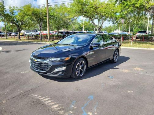 Mosaic Black Metallic 2024 Chevrolet Malibu FWD 1LT