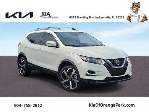 2022 Nissan Rogue Sport SL