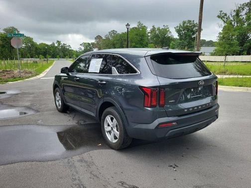 Gravity Grey 2021 Kia Sorento LX
