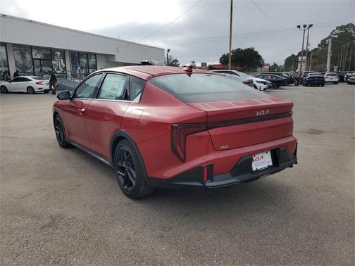 2025 Kia K4 GT-Line Turbo