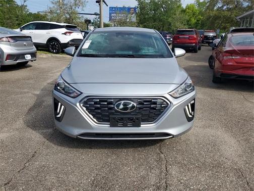 2022 Hyundai IONIQ Plug-In Hybrid SE