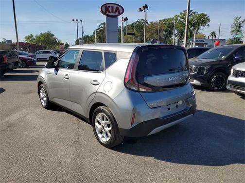 2023 Kia Soul LX
