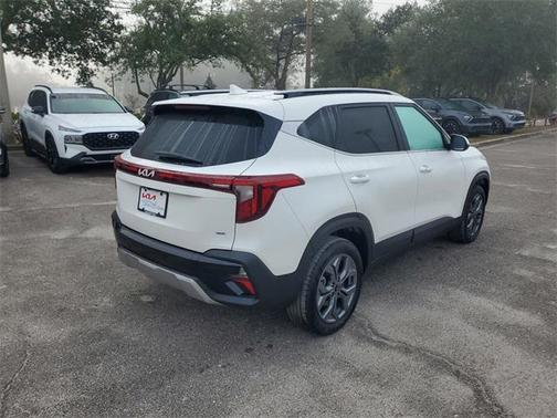 2024 Kia Seltos S