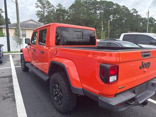 Punkn Metallic Clearcoat 2023 Jeep Gladiator Willys 4x4