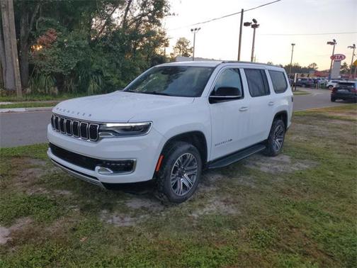 2024 Jeep Wagoneer Series II 4x2