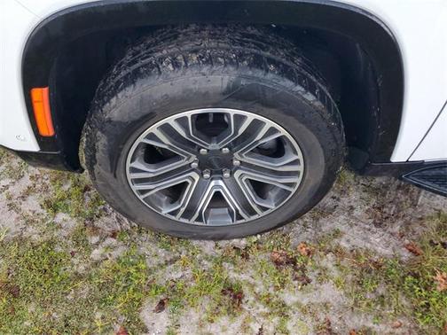 2024 Jeep Wagoneer Series II 4x2