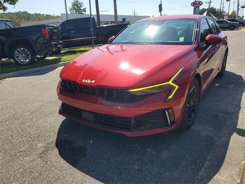 2025 Kia K5 LXS