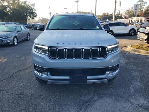 2024 Jeep Wagoneer L Series II 4x2