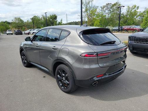 Gray Cray 2024 Dodge Hornet R/T EAWD