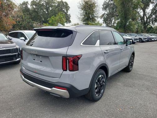 Wolf Gray 2026 Kia Sorento S