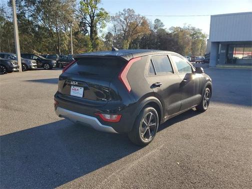 2025 Kia Niro LX