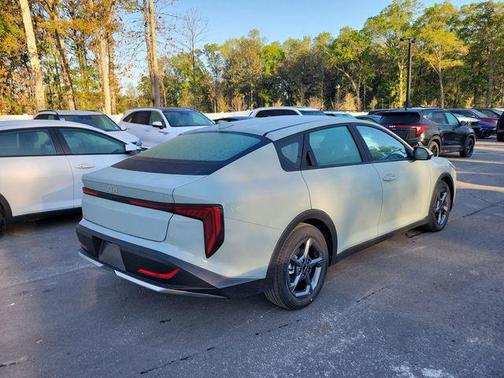 Morning Haze 2026 Kia K4 LXS