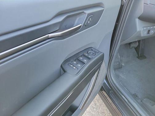 2026 Kia EV9 Light Long Range