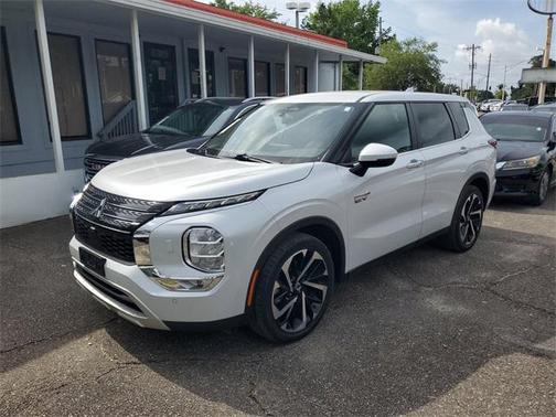 2023 Mitsubishi Outlander PHEV SE S-AWC