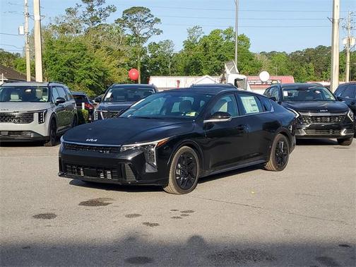 2025 Kia K4 GT-Line Turbo