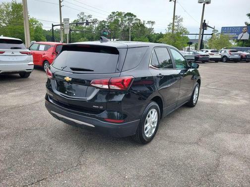 Mosaic Black Metallic 2024 Chevrolet Equinox 1LT