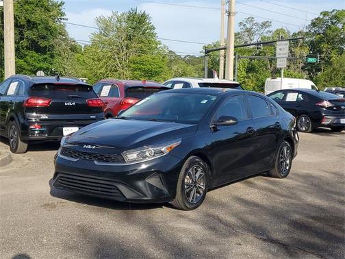 2022 Kia Forte LXS